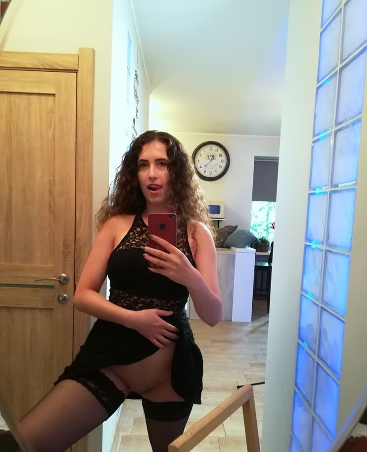 MysticGabby (25 years old)