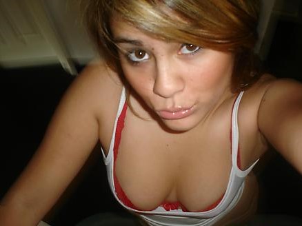 Jessica3205 (30 years old)