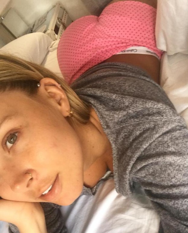 Lonnie (32 years old)